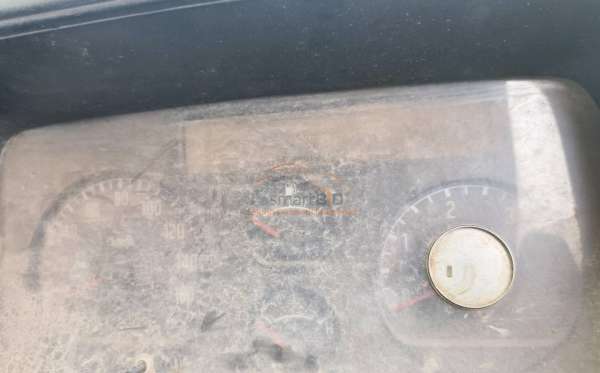 ISUZU NKR 71 HD E2-2