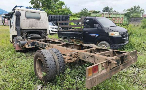 ISUZU NKR 71 HD E2-2