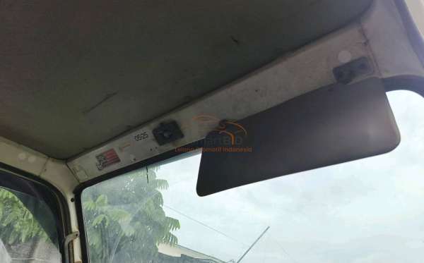 ISUZU NKR 71 HD E2-2