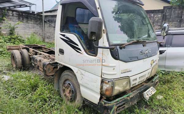 ISUZU NKR 71 HD E2-2