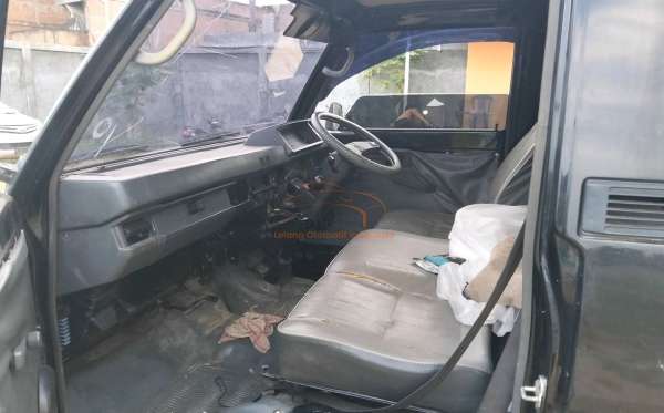 MITSUBISHI  L 300 L300 PU FB-R (4X2)