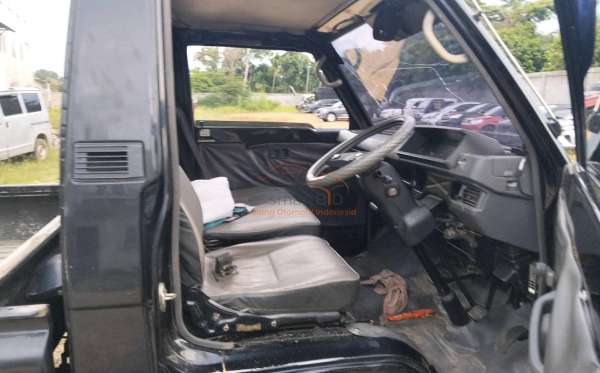 MITSUBISHI  L 300 L300 PU FB-R (4X2)