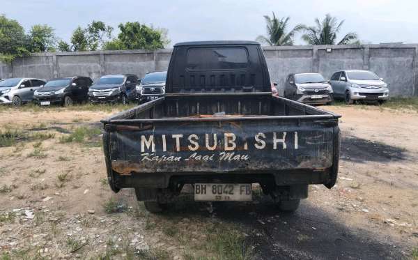 MITSUBISHI  L 300 L300 PU FB-R (4X2)