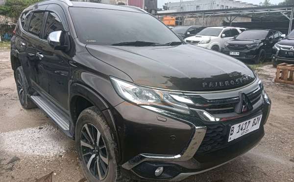 MITSUBISHI  PAJERO  SPORT DAKAR