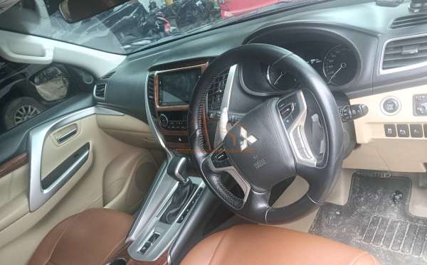 MITSUBISHI  PAJERO  SPORT DAKAR