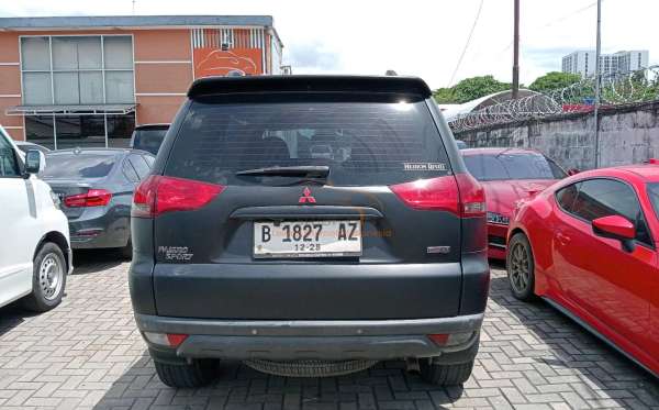 MITSUBISHI PAJERO SPORT