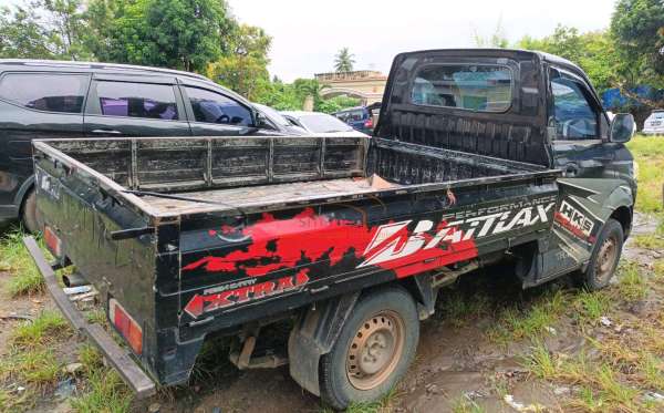 SUZUKI MEGA CARRY PU