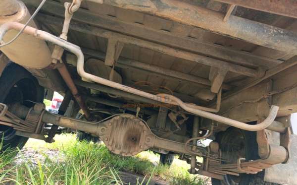 SUZUKI MEGA CARRY PU