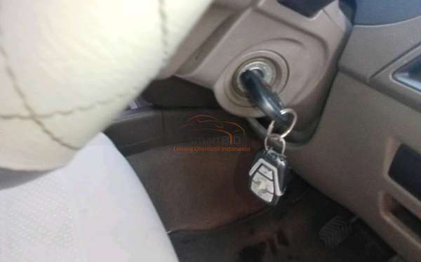 WULING  CONFERO  1.5 (4X2)