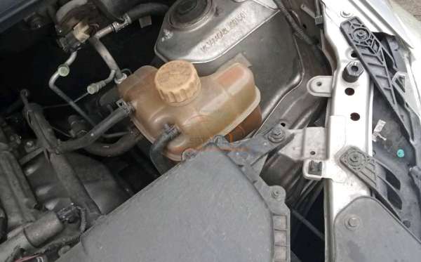 WULING  CONFERO  1.5 (4X2)