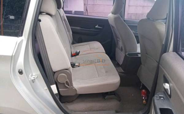 WULING  CONFERO  1.5 (4X2)