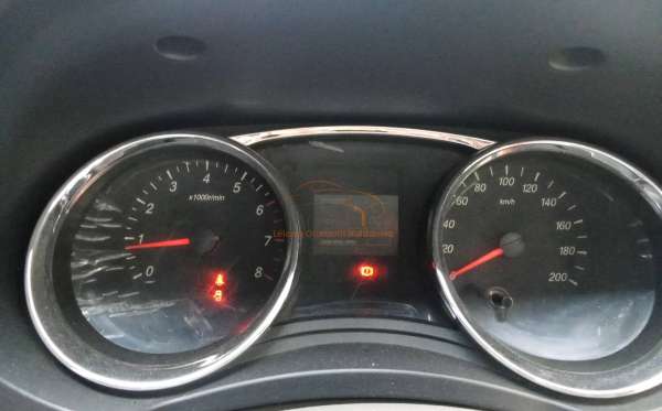 WULING  CONFERO  1.5 (4X2)