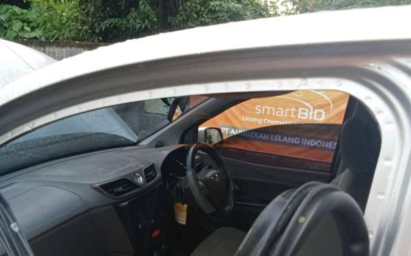 WULING  CONFERO  1.5 (4X2)