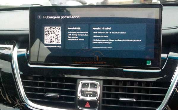 WULING CORTEZ 1.5 LUX