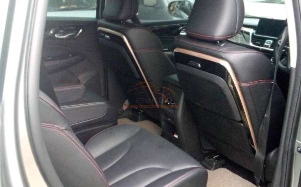 WULING CORTEZ 1.5 LUX