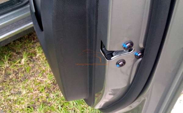 WULING CORTEZ 1.5 LUX