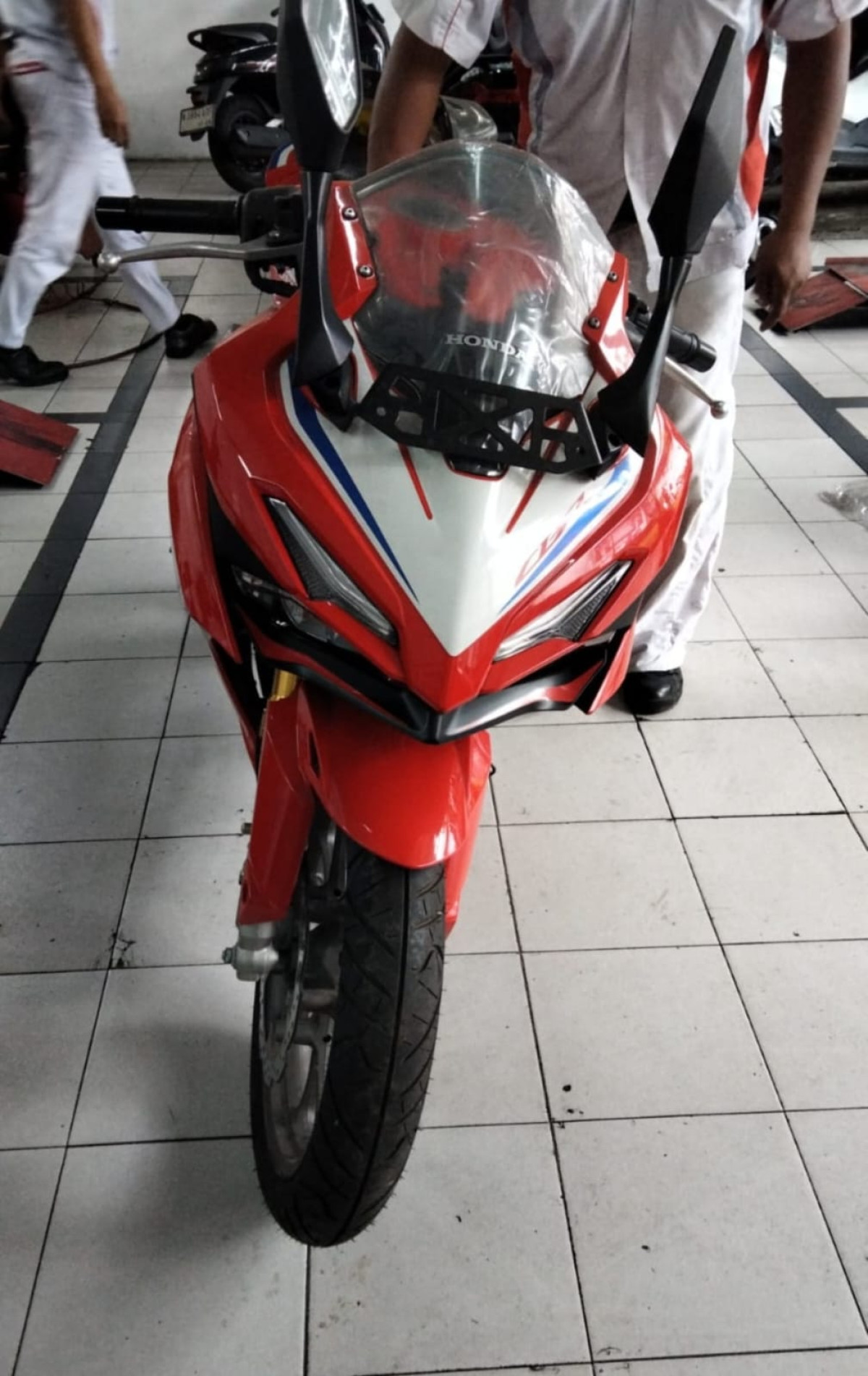 HONDA CBR 150 R