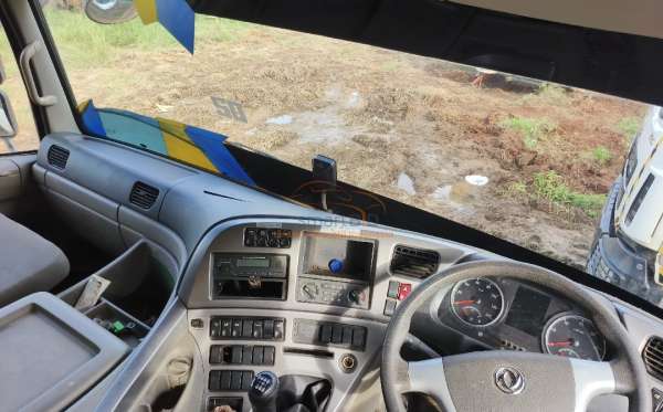 DONGFENG DUMP TRUCK 12 RODA