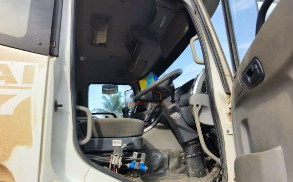 DONGFENG DUMP TRUCK 12 RODA