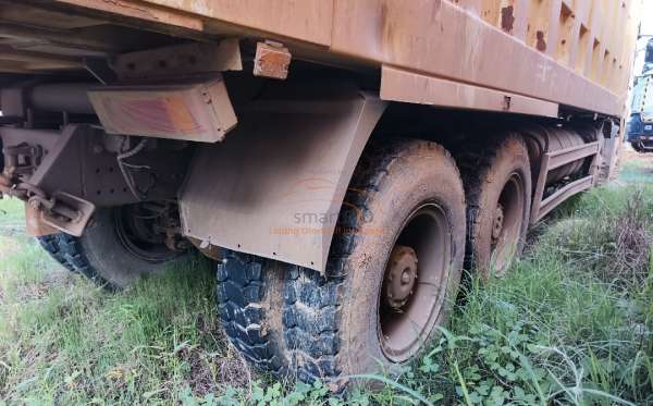 DONGFENG DUMP TRUCK 12 RODA