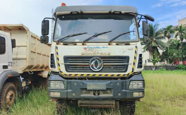 DONGFENG DUMP TRUCK 12 RODA