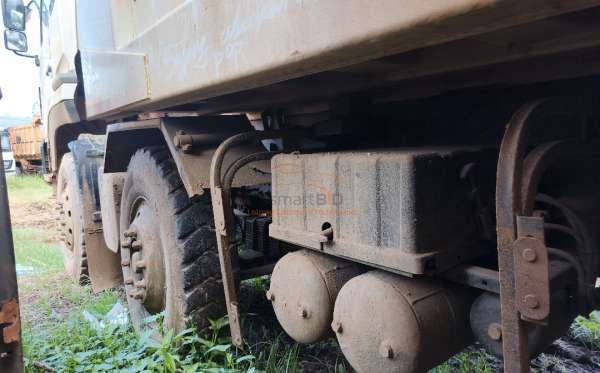 DONGFENG DUMP TRUCK 12 RODA