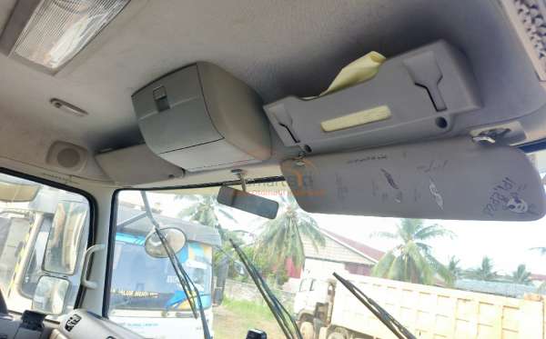 DONGFENG DUMP TRUCK 12 RODA