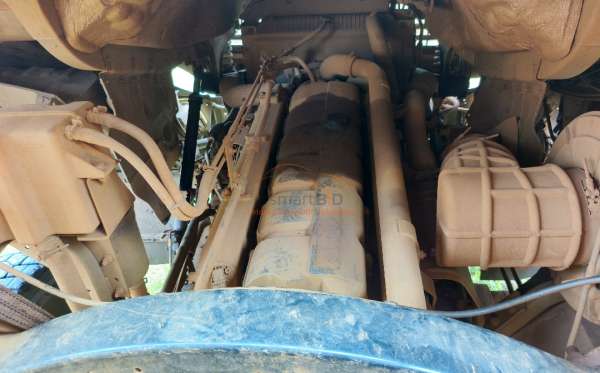 DONGFENG DUMP TRUCK 12 RODA