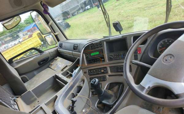 DONGFENG DUMP TRUCK 12 RODA