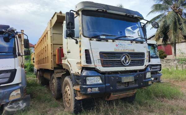 DONGFENG DUMP TRUCK 12 RODA