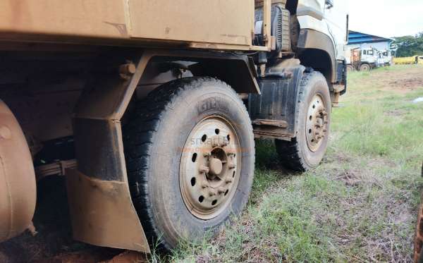 DONGFENG DUMP TRUCK 12 RODA