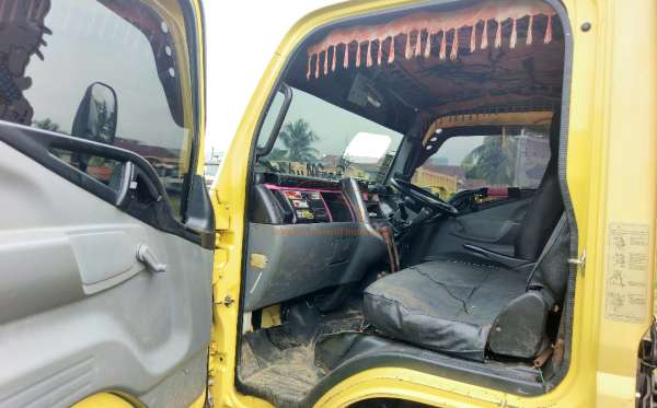 MITSUBISHI COLT DIESEL FE 74