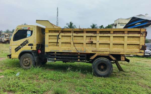 MITSUBISHI COLT DIESEL FE 74