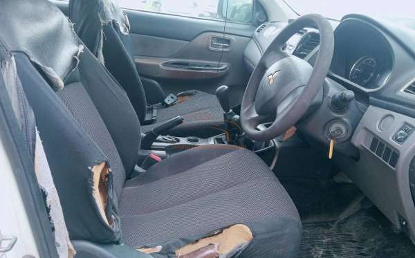 MITSUBISHI DC GLS 4X4