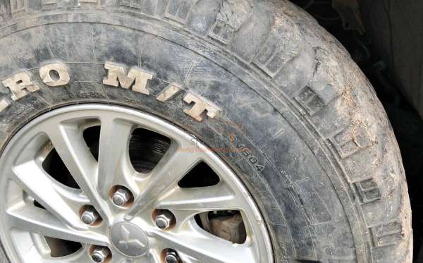 MITSUBISHI PAJERO SPORT 2.5L GLX (4X4)