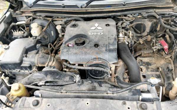 MITSUBISHI PAJERO SPORT 2.5L GLX (4X4)