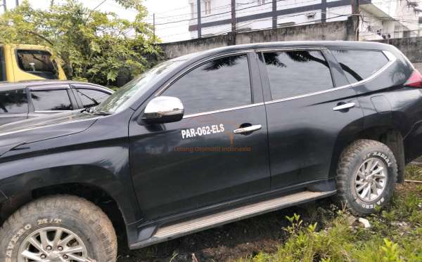 MITSUBISHI PAJERO SPORT 2.5L GLX (4X4)