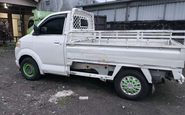 SUZUKI  MEGA CARRY  PU