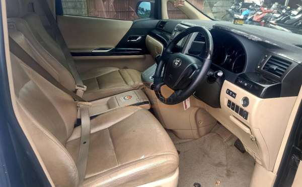 TOYOTA  ALPHARD  3.5