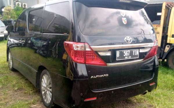 TOYOTA ALPHARD S 2.4