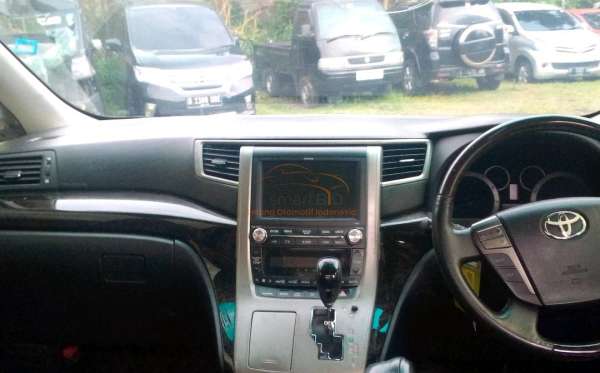 TOYOTA ALPHARD S 2.4
