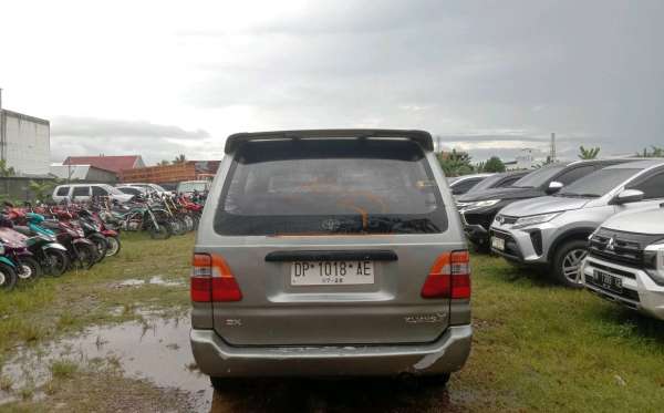 TOYOTA  KIJANG  KF83