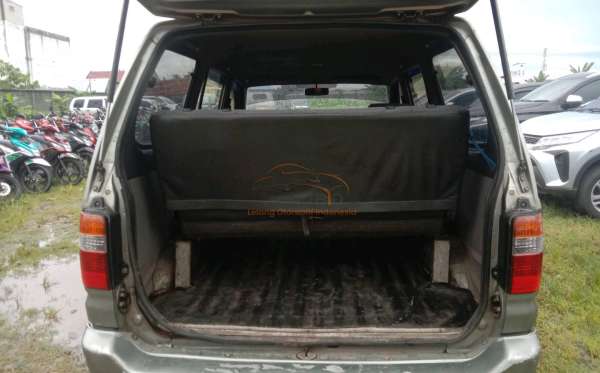 TOYOTA  KIJANG  KF83