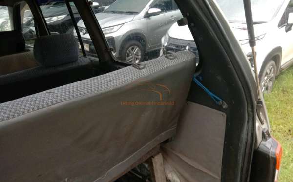 TOYOTA  KIJANG  KF83