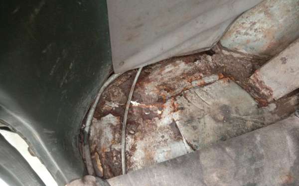 TOYOTA  KIJANG  KF83