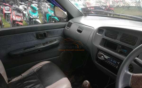 TOYOTA  KIJANG  KF83