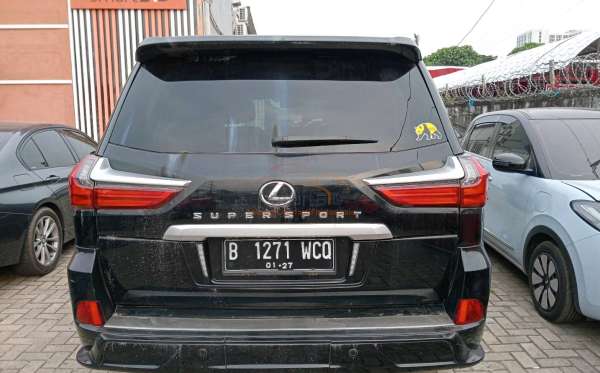 LEXUS LEXUS LX 570