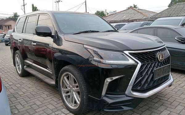 LEXUS LEXUS LX 570