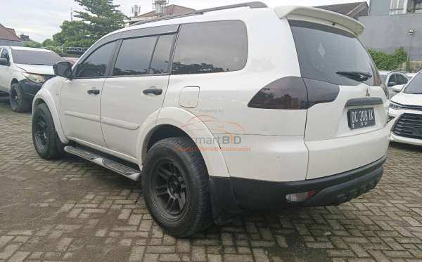 MITSUBISHI PAJERO SPORT