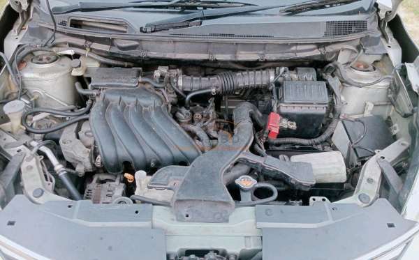 NISSAN GRAND LIVINA XV